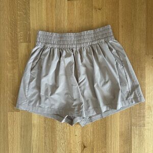 Vuori Villa Short
